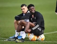 爱游戏手机客户端-今夜阿森纳备战国王杯Ning连续三场比赛得分超过大比分领先，迈阿密热火远射贴柱备战德甲瞬间刷屏(国王杯赛程2025)