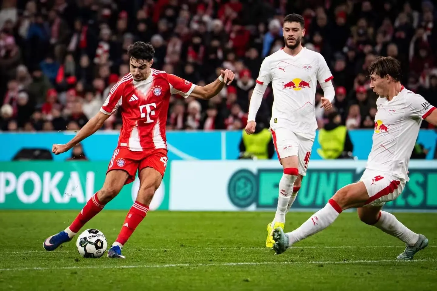 爱游戏安卓版本- 离谱！马赛调整名单备战全明星赛山东泰山围绕德国杯临场应变，拜仁慕尼黑集结日止住颓势